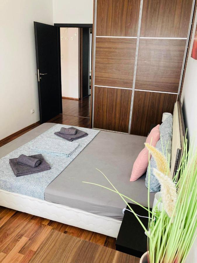 Corvin Boutique Apartment Parking In The Plaza Budapest Exterior photo